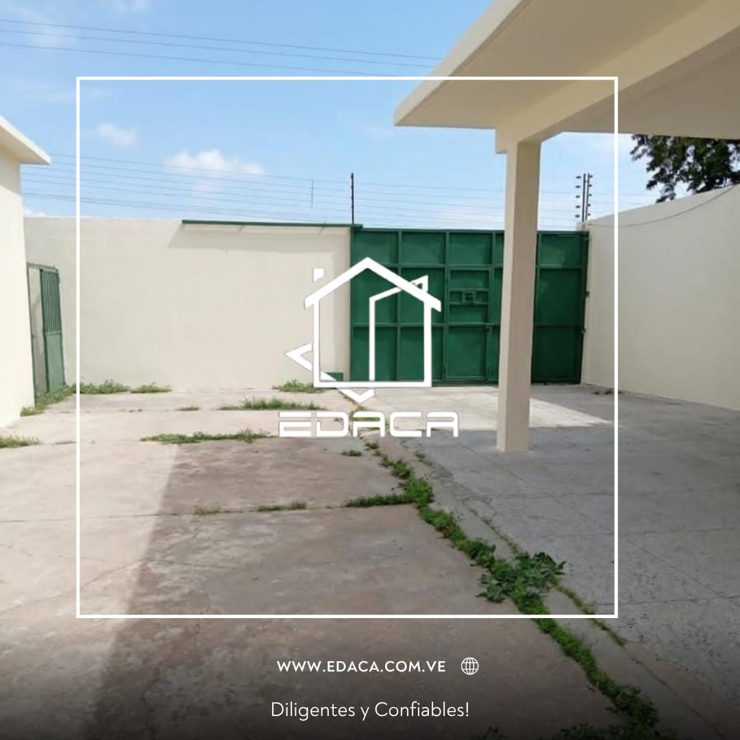 CASA QUINTA EN URBANIZACION ANDRES ELOY